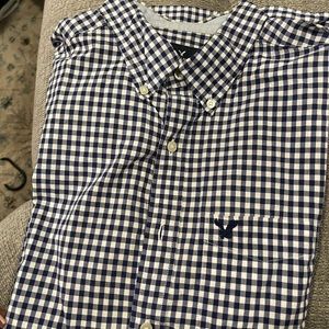American eagle men’s button up